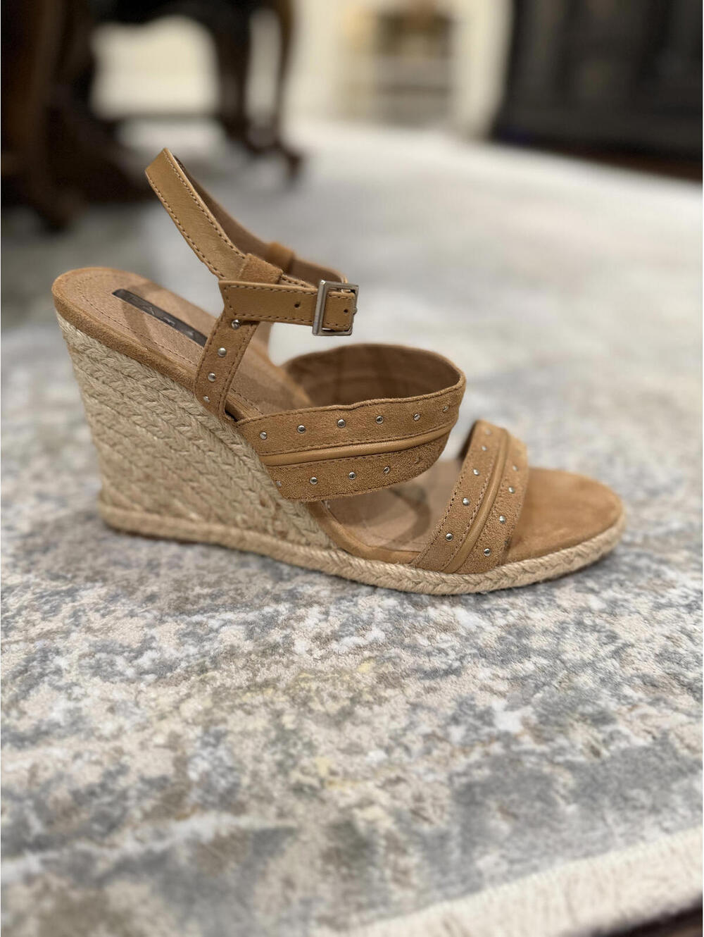 Tahari | Women's Tan Open Toe Wedges | Size 7.5 | 1094